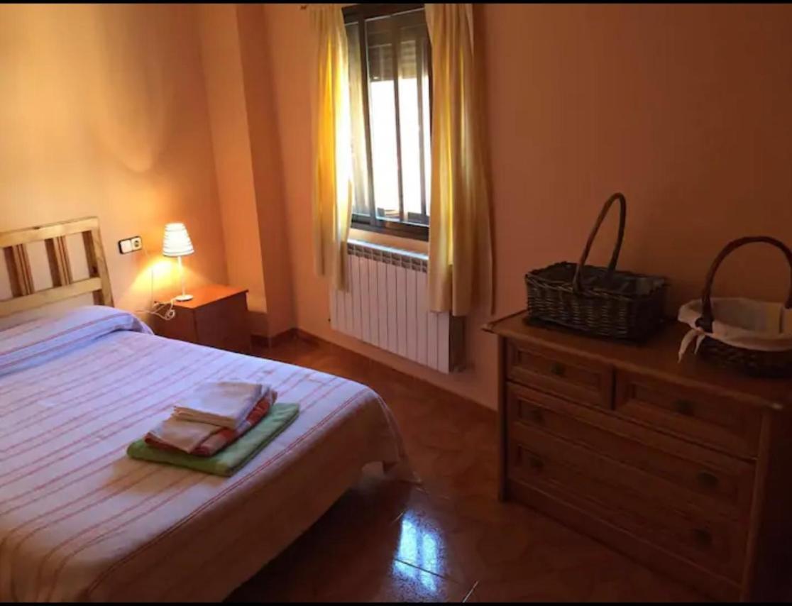 Casa En El Corazon De Gredos, Amplia Y Agradable. Villa Navacepeda de Tormes Eksteriør bilde